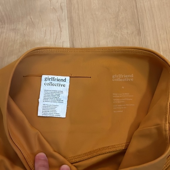 Girlfriend Collective Compressive 7/8 High-Rise Leggings in color Saddle, size S - Picture 5 of 6